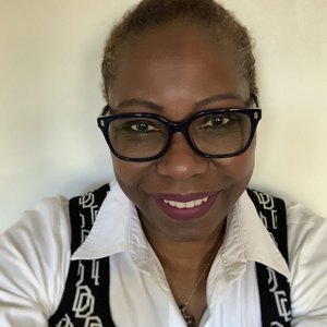 Sola, Counsellor Therapist Sola, Counsellor